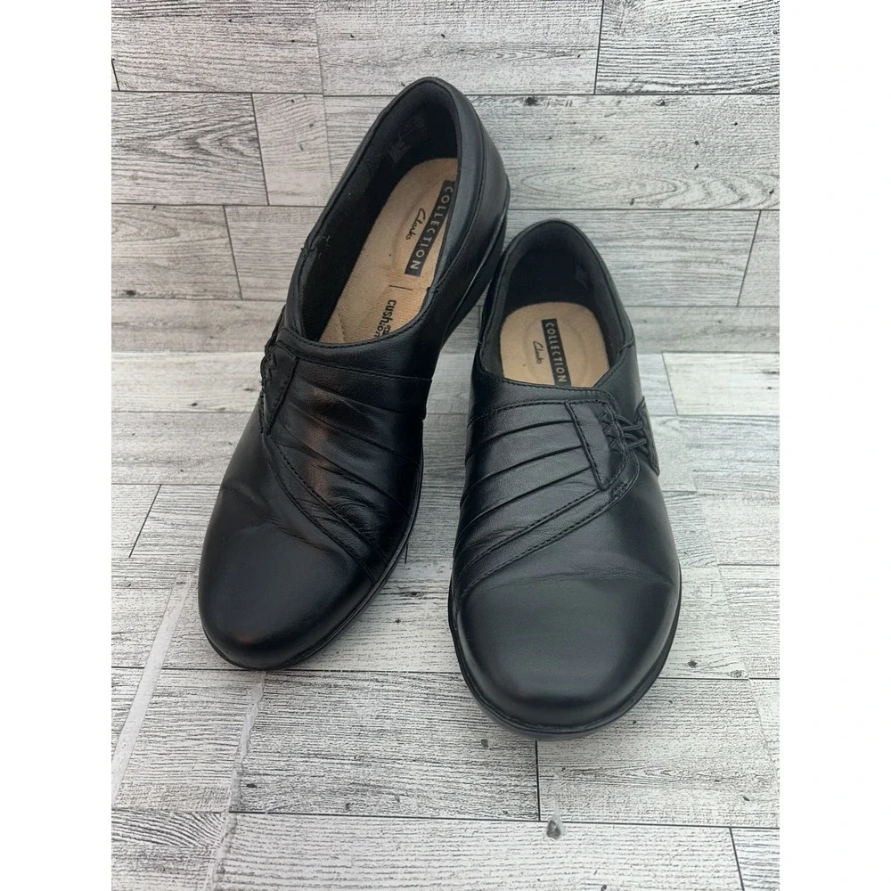 Clarks Collection Shoes Womens Size 7 Leather Slip On Comfort Cushion 26112483